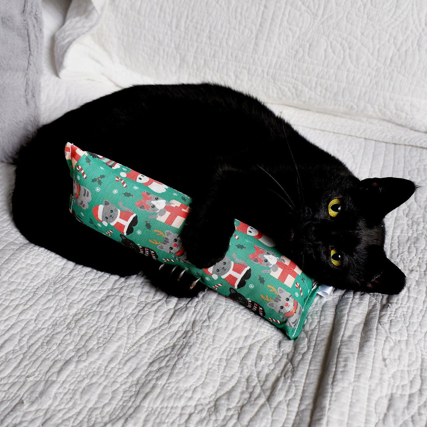 Festive Felines Kicker Cat Toy - evergreen