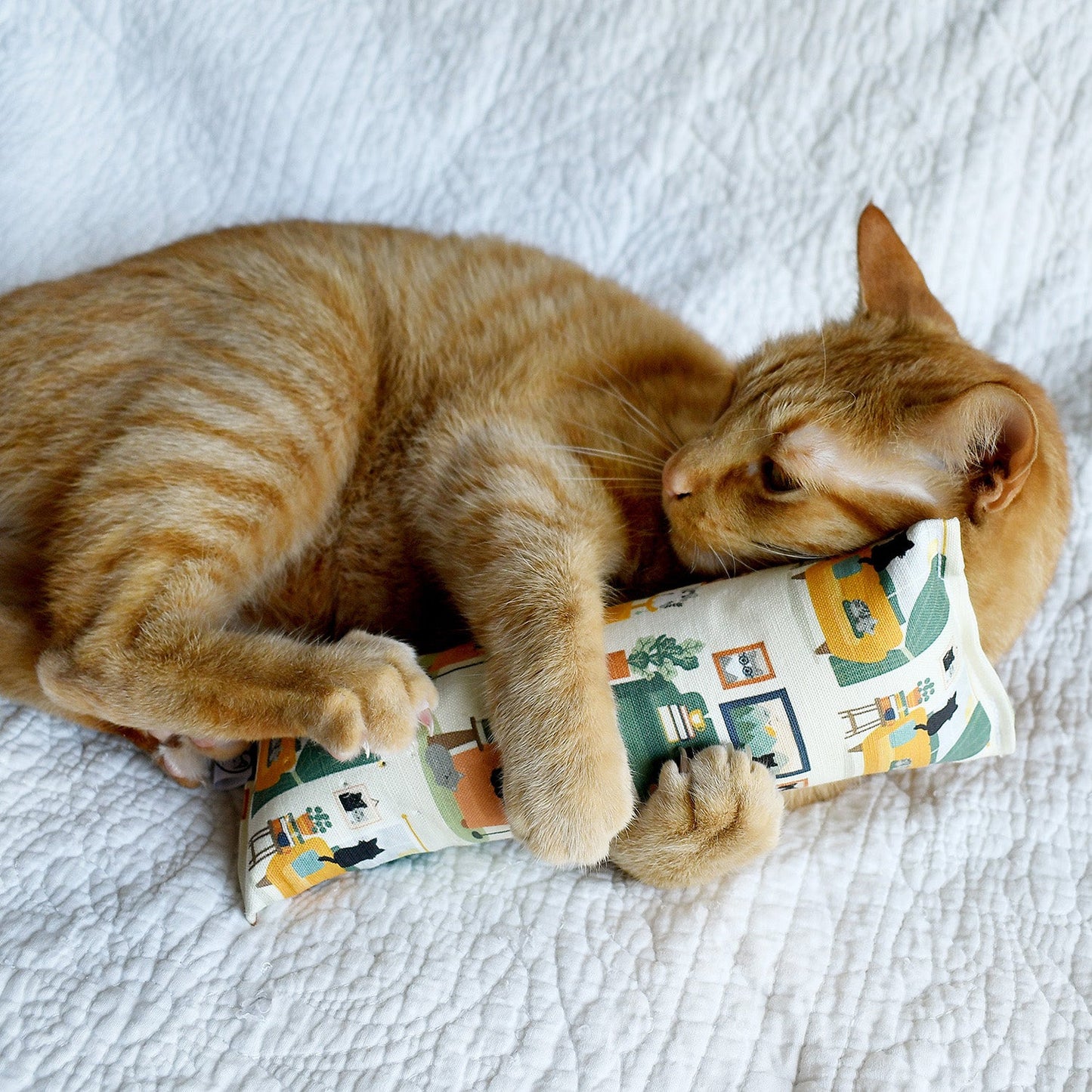 Cozy Time Kicker Cat Toy