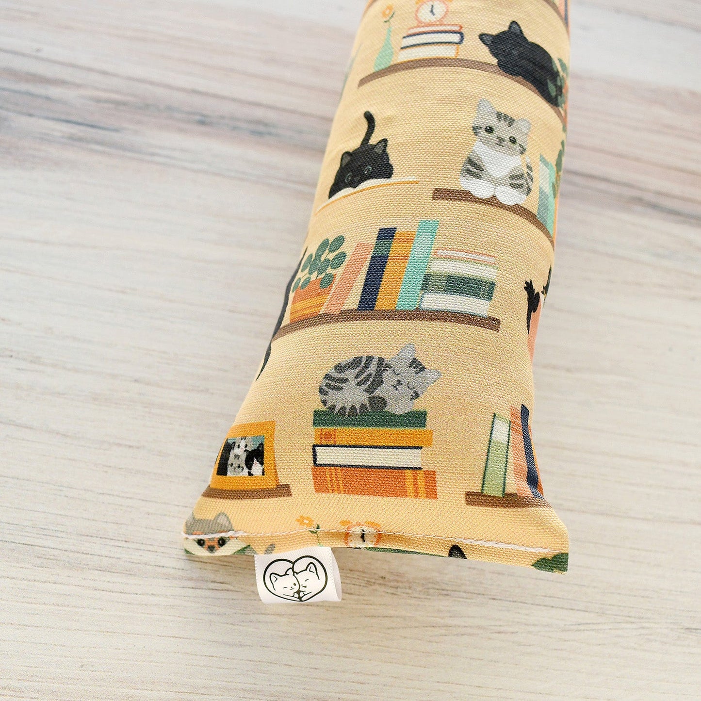 Book Lovers Kicker Cat Toy